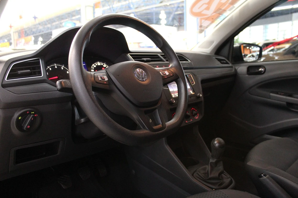 VOLKSWAGEN GOL