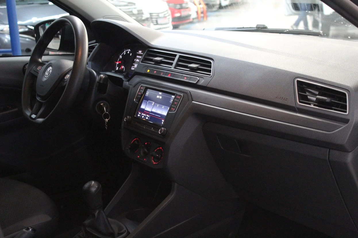VOLKSWAGEN GOL