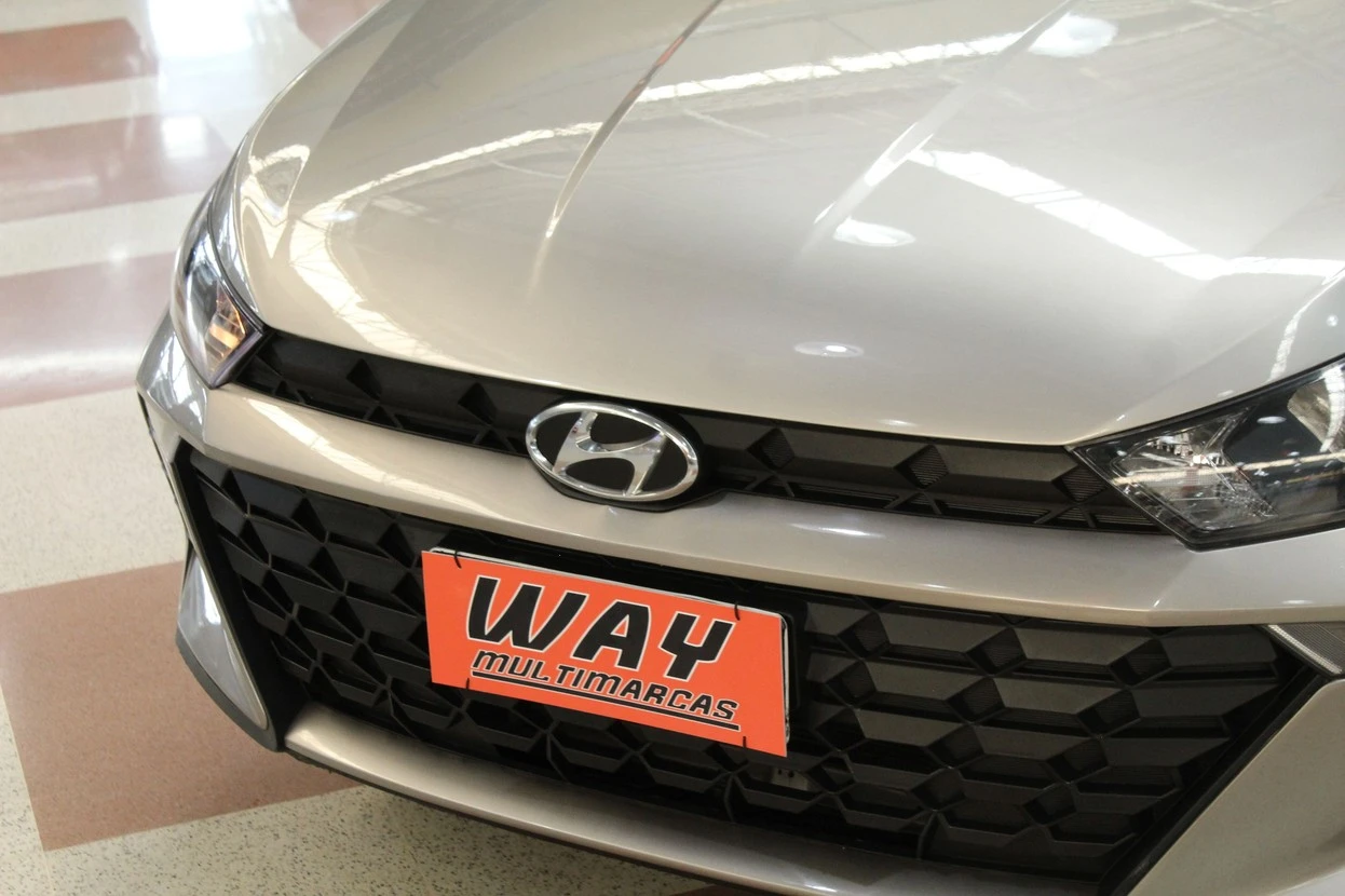 HYUNDAI HB20