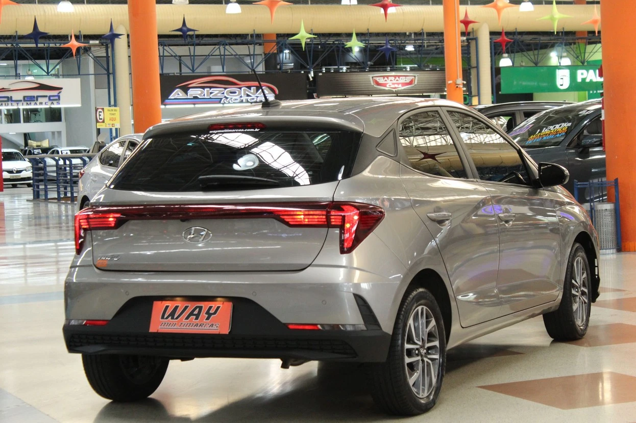 HYUNDAI HB20