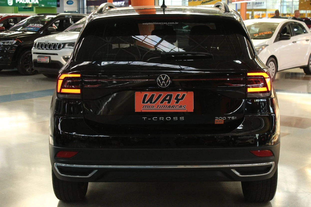VOLKSWAGEN T-CROSS