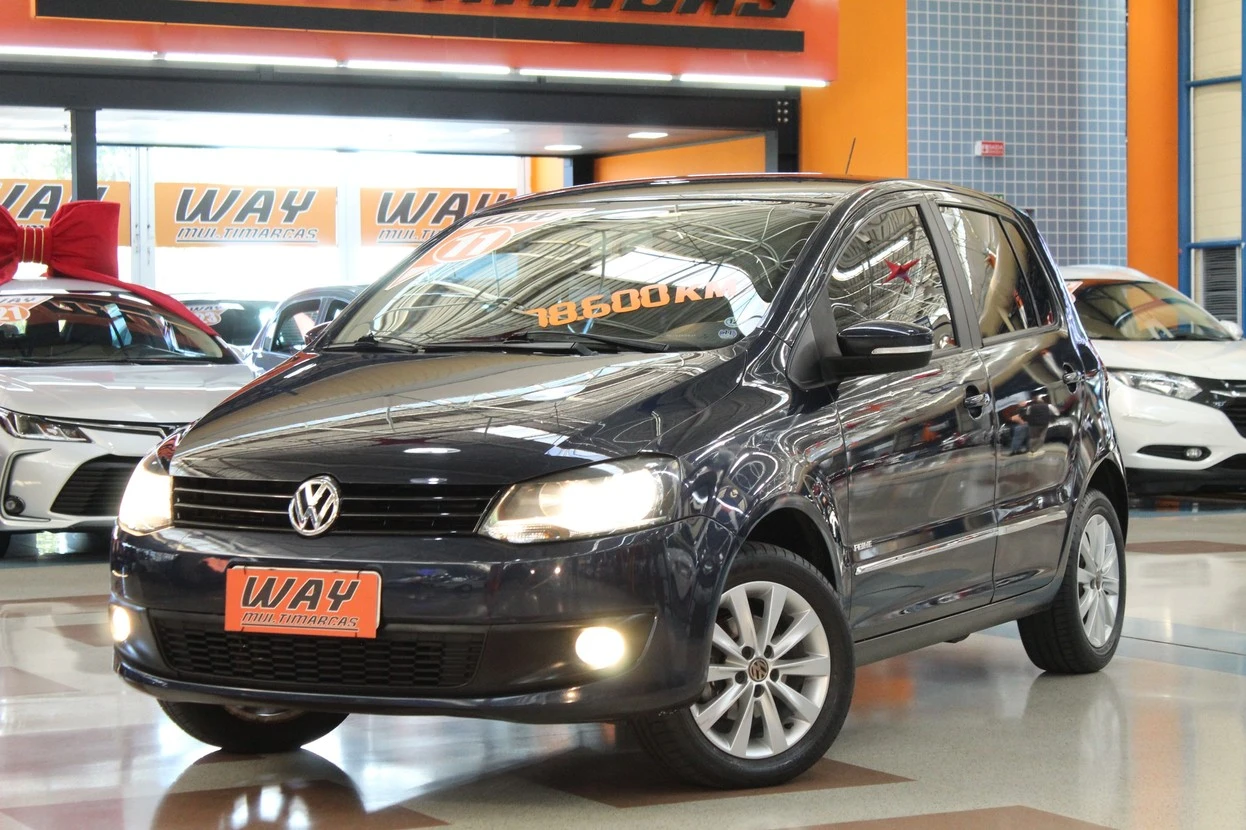 VOLKSWAGEN FOX