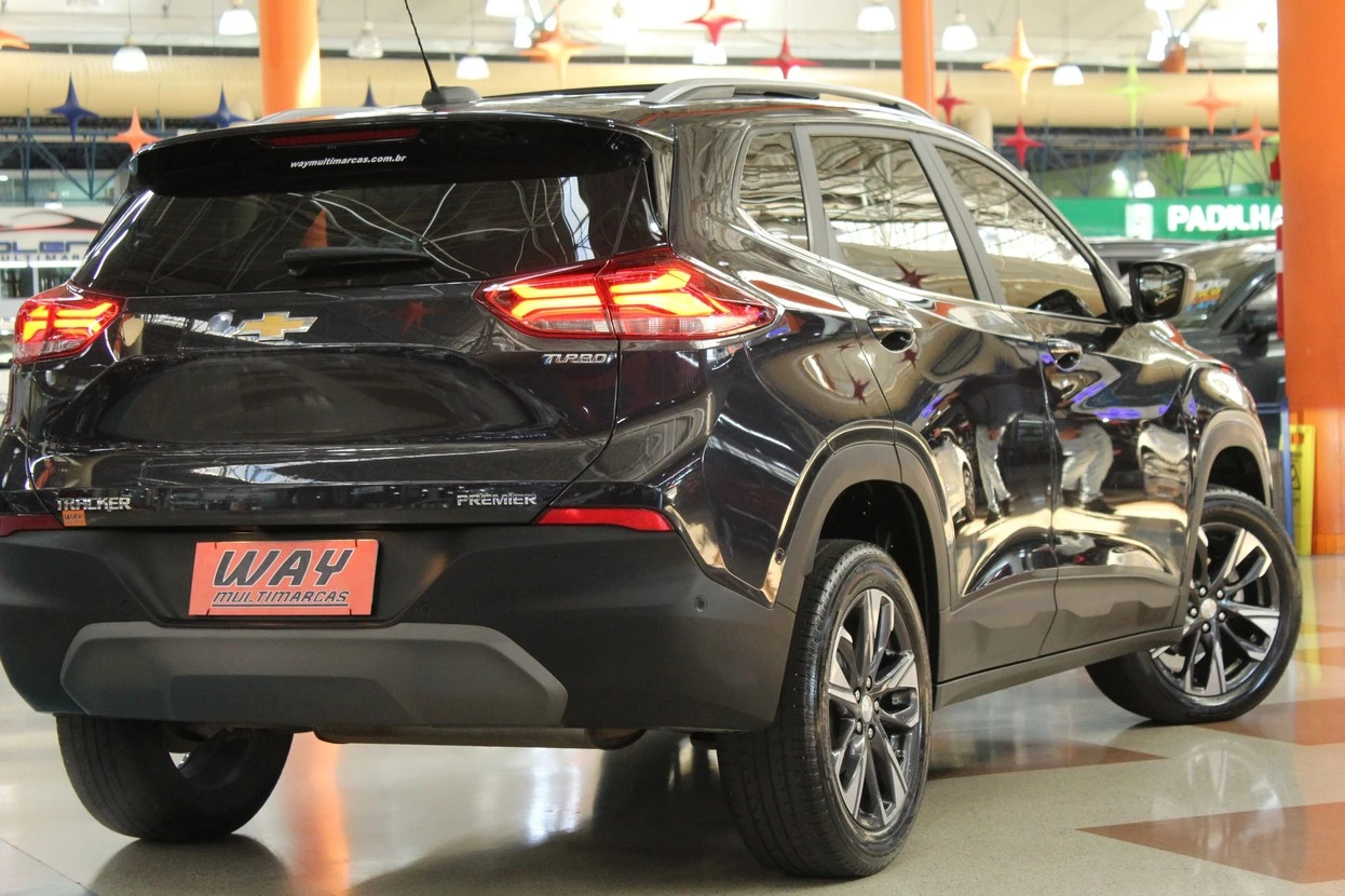 CHEVROLET TRACKER
