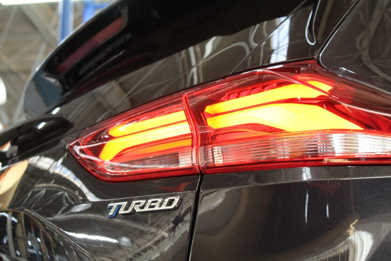 CHEVROLET TRACKER