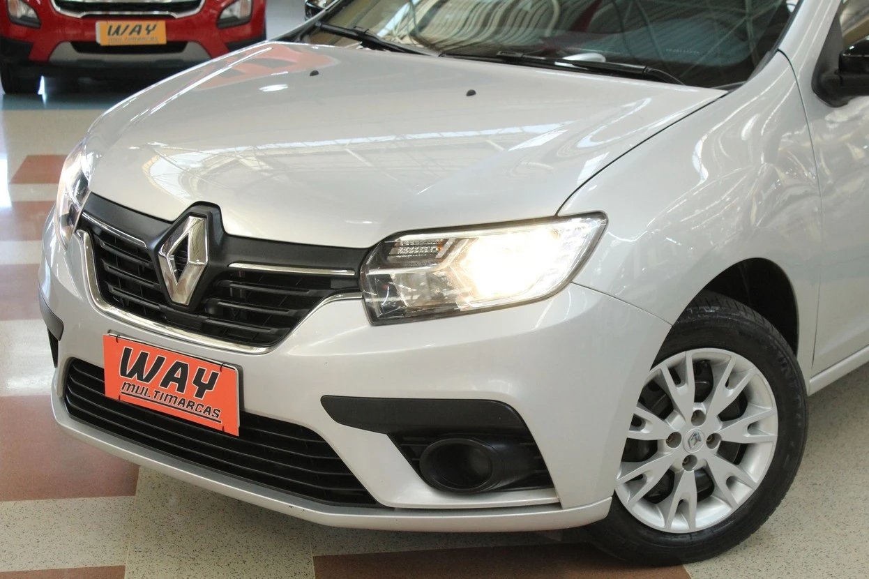 RENAULT LOGAN