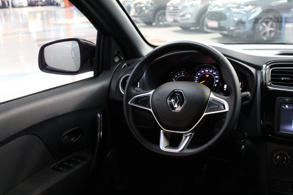 RENAULT LOGAN