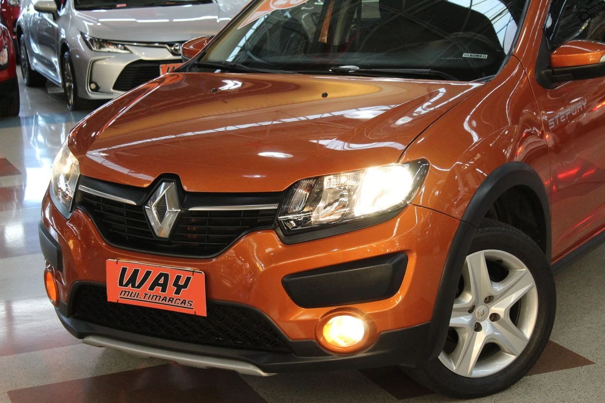 RENAULT SANDERO