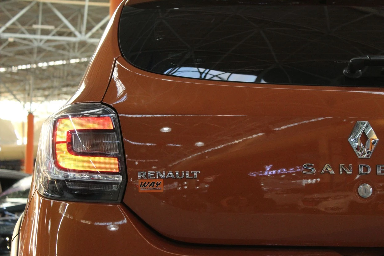 RENAULT SANDERO