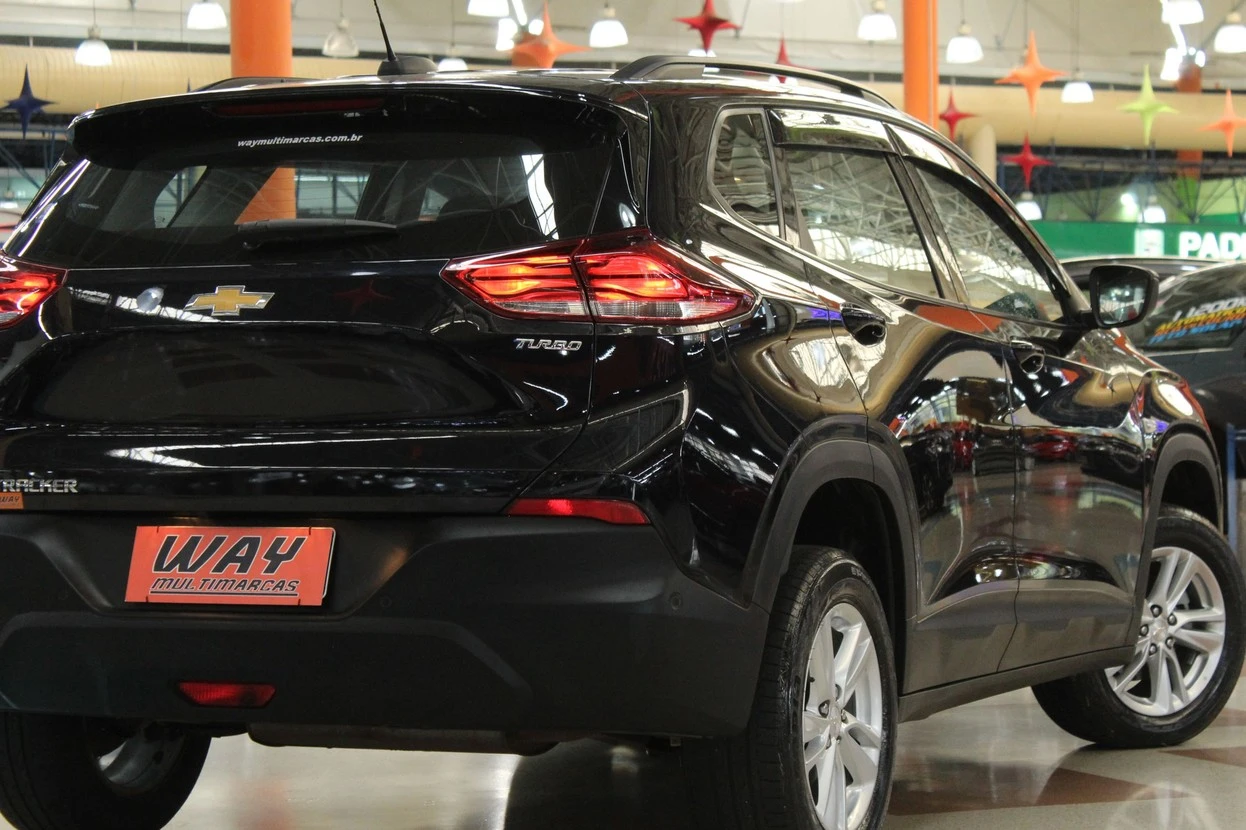 CHEVROLET TRACKER