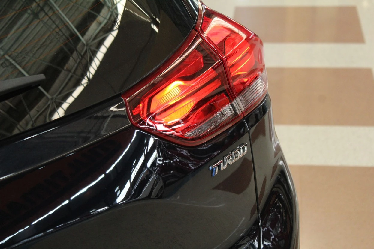 CHEVROLET TRACKER