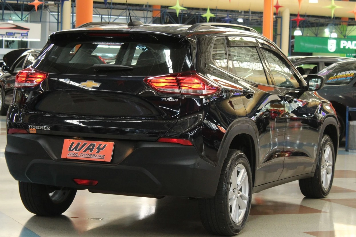 CHEVROLET TRACKER