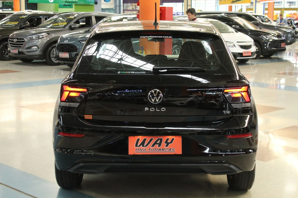 VOLKSWAGEN POLO
