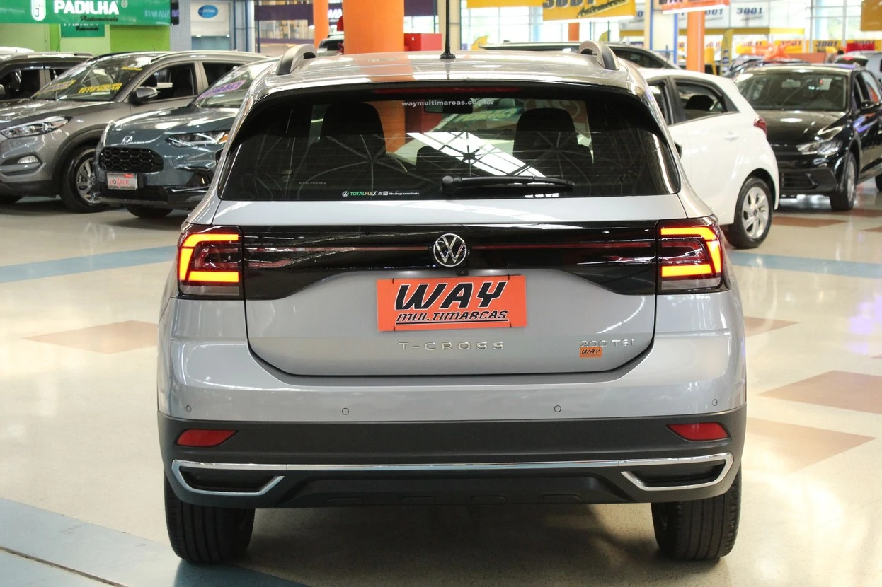 VOLKSWAGEN T-CROSS