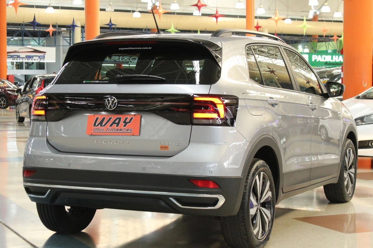 VOLKSWAGEN T-CROSS