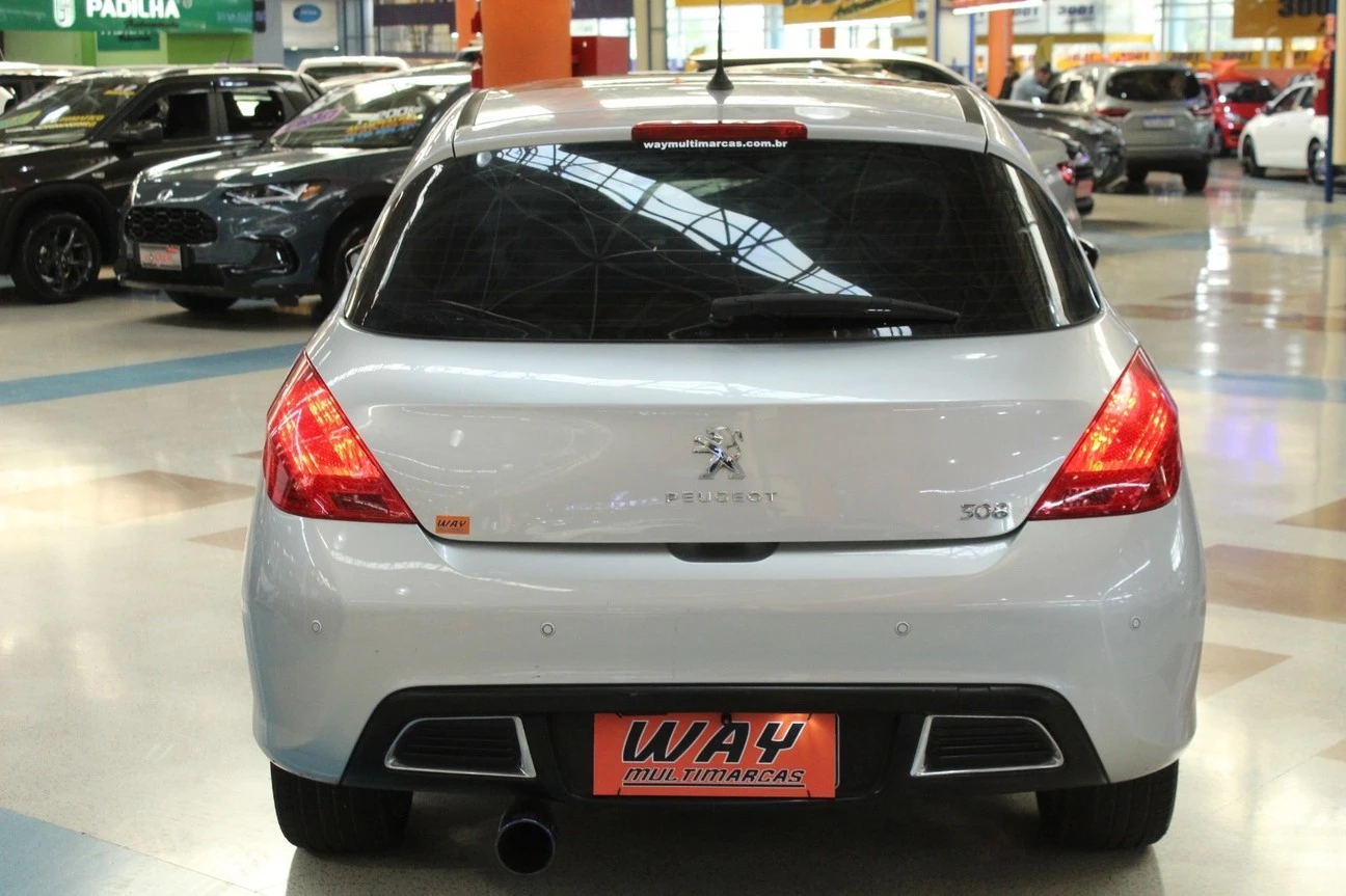 PEUGEOT 308