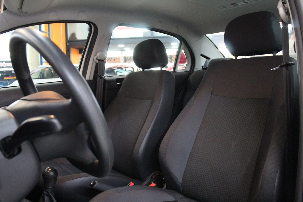 VOLKSWAGEN VOYAGE