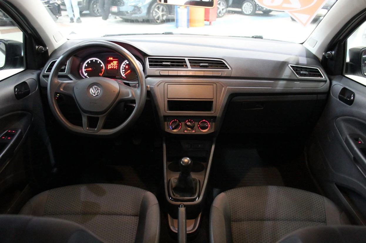 VOLKSWAGEN VOYAGE