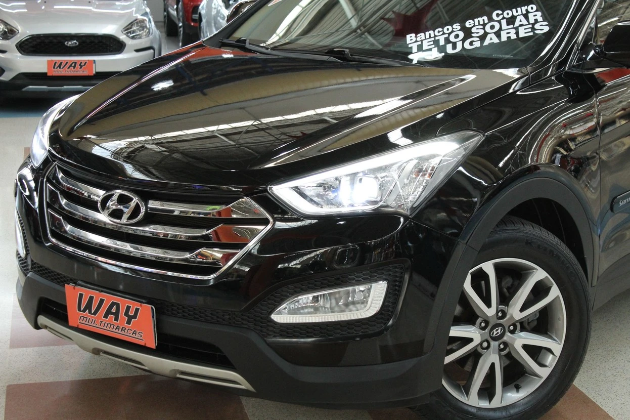HYUNDAI GRAND SANTA FE