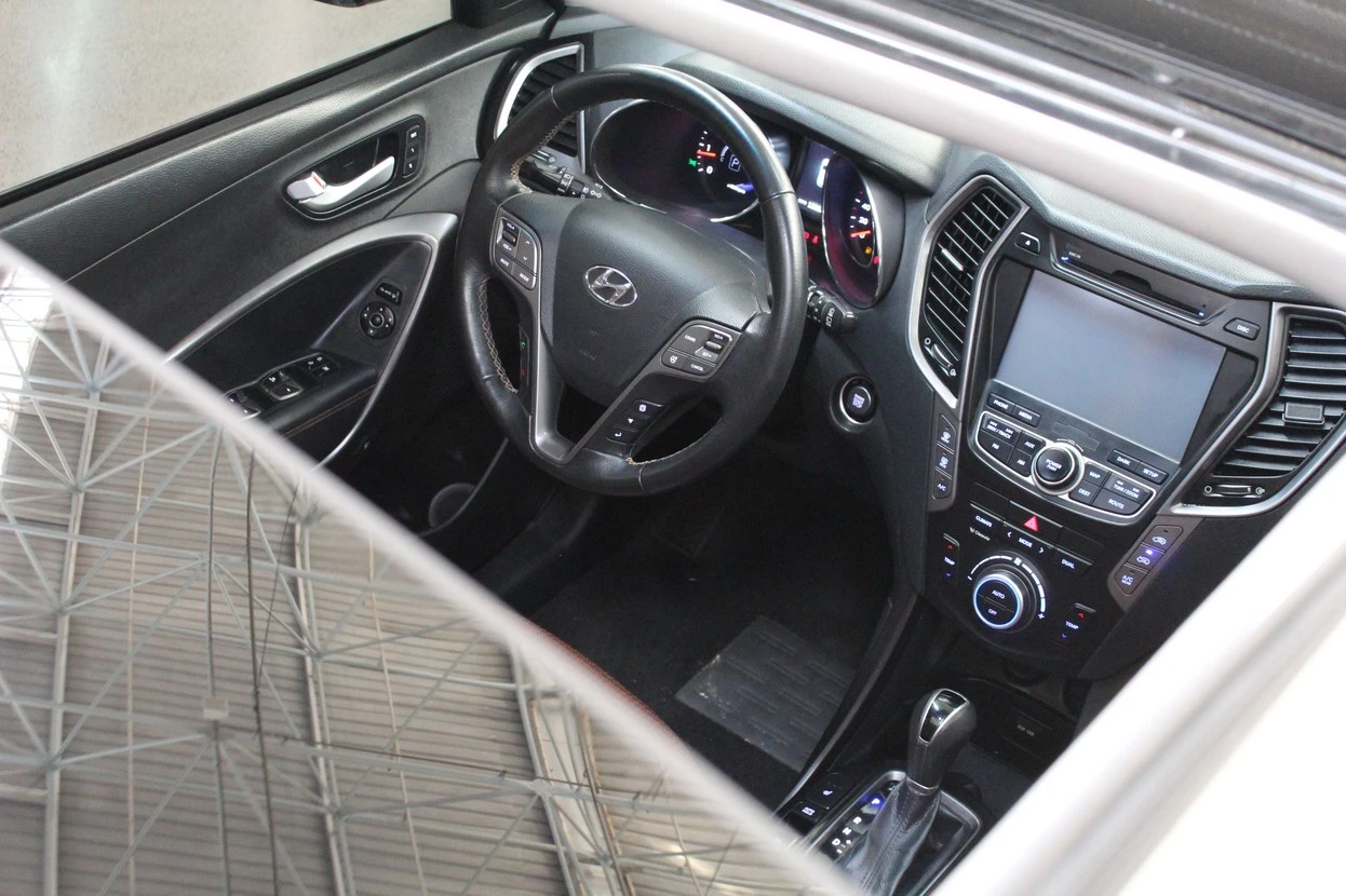 HYUNDAI GRAND SANTA FE