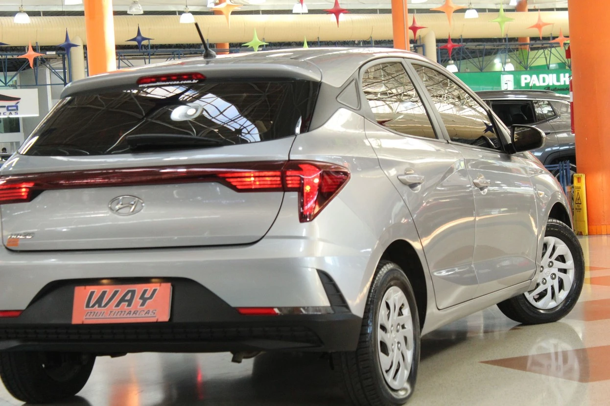 HYUNDAI HB20