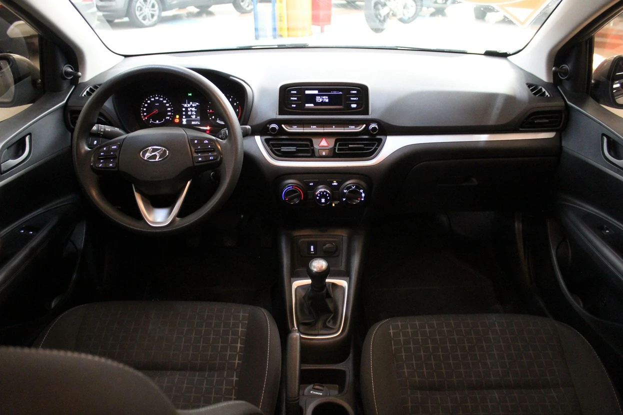 HYUNDAI HB20