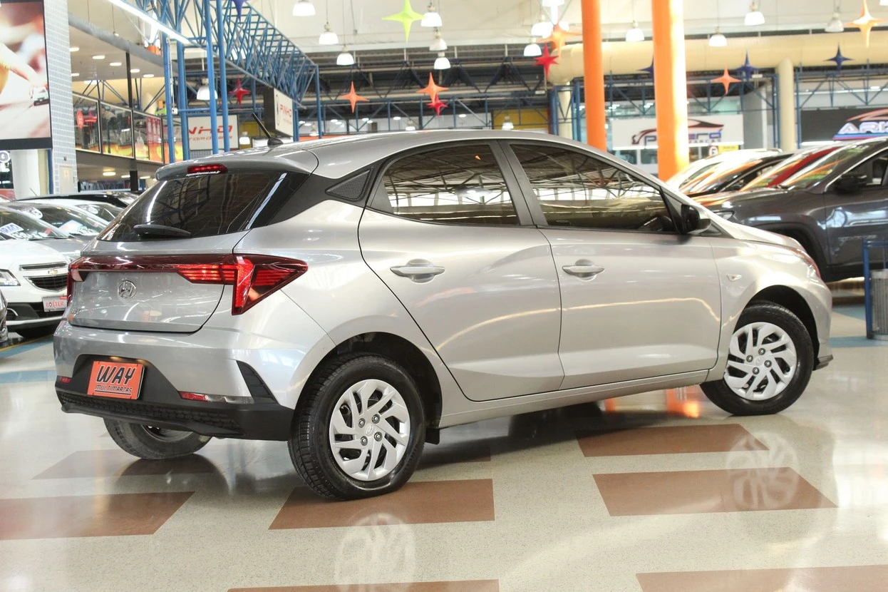 HYUNDAI HB20