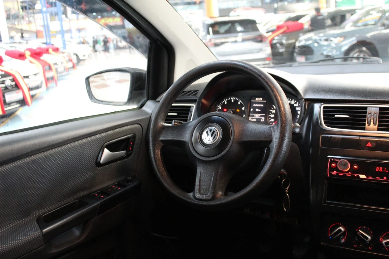 VOLKSWAGEN FOX