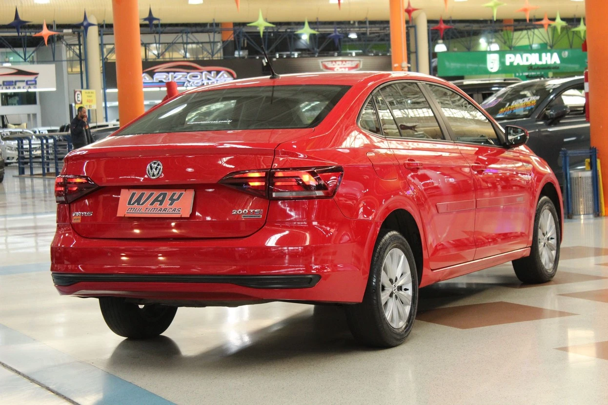VOLKSWAGEN VIRTUS
