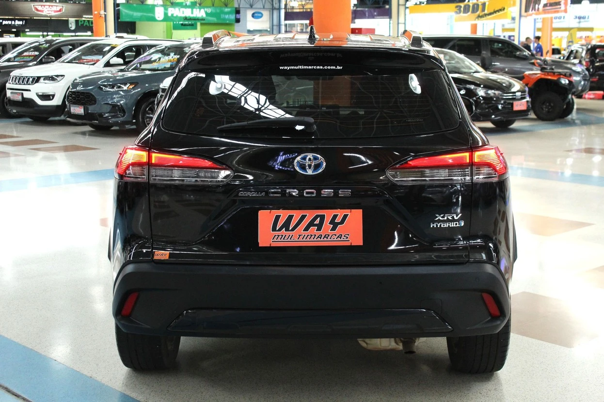 TOYOTA COROLLA CROSS