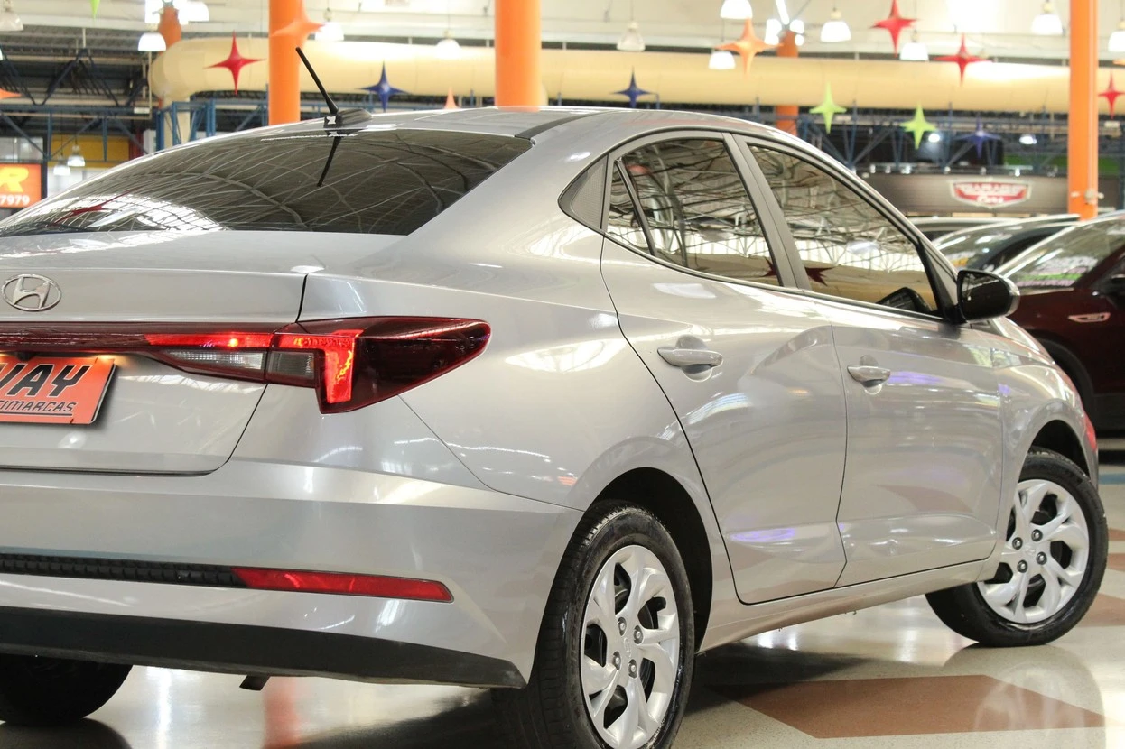 HYUNDAI HB20S