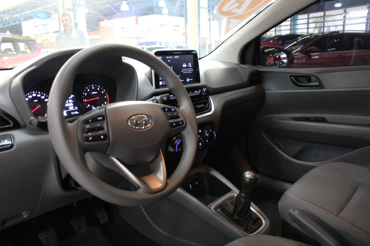 HYUNDAI HB20S