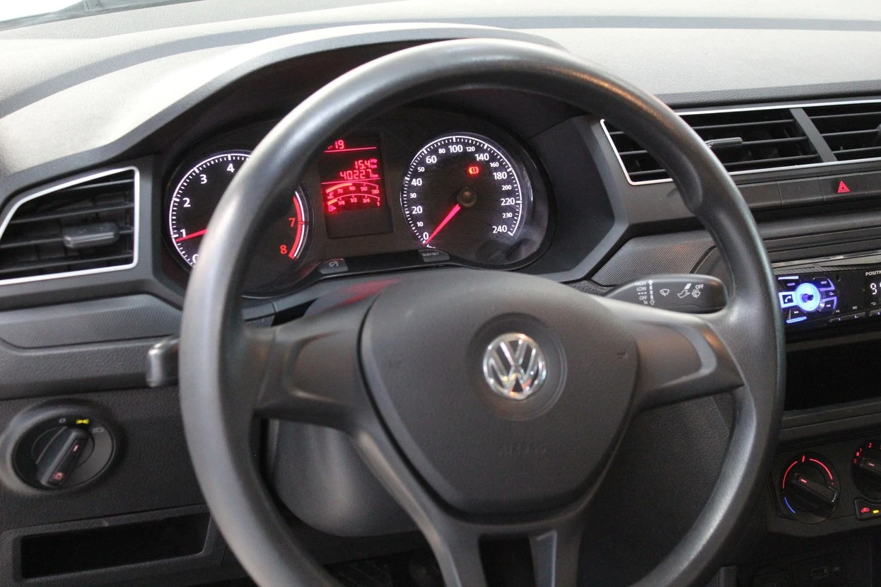 VOLKSWAGEN SAVEIRO