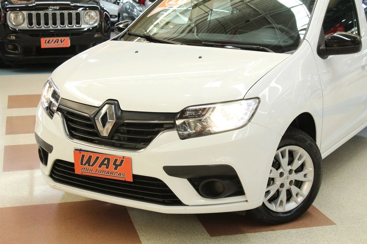 RENAULT LOGAN