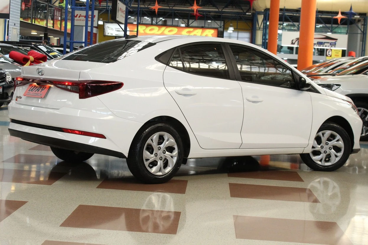 HYUNDAI HB20S