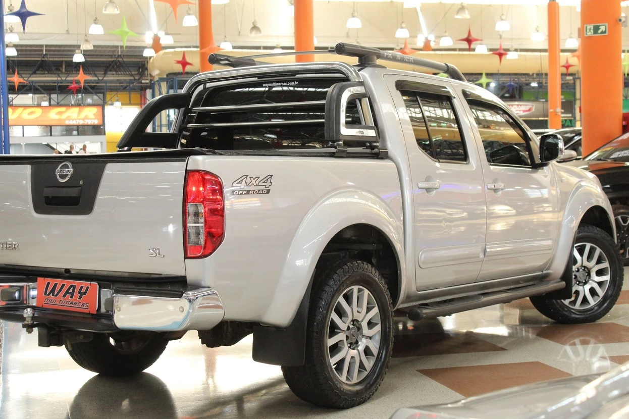 NISSAN FRONTIER