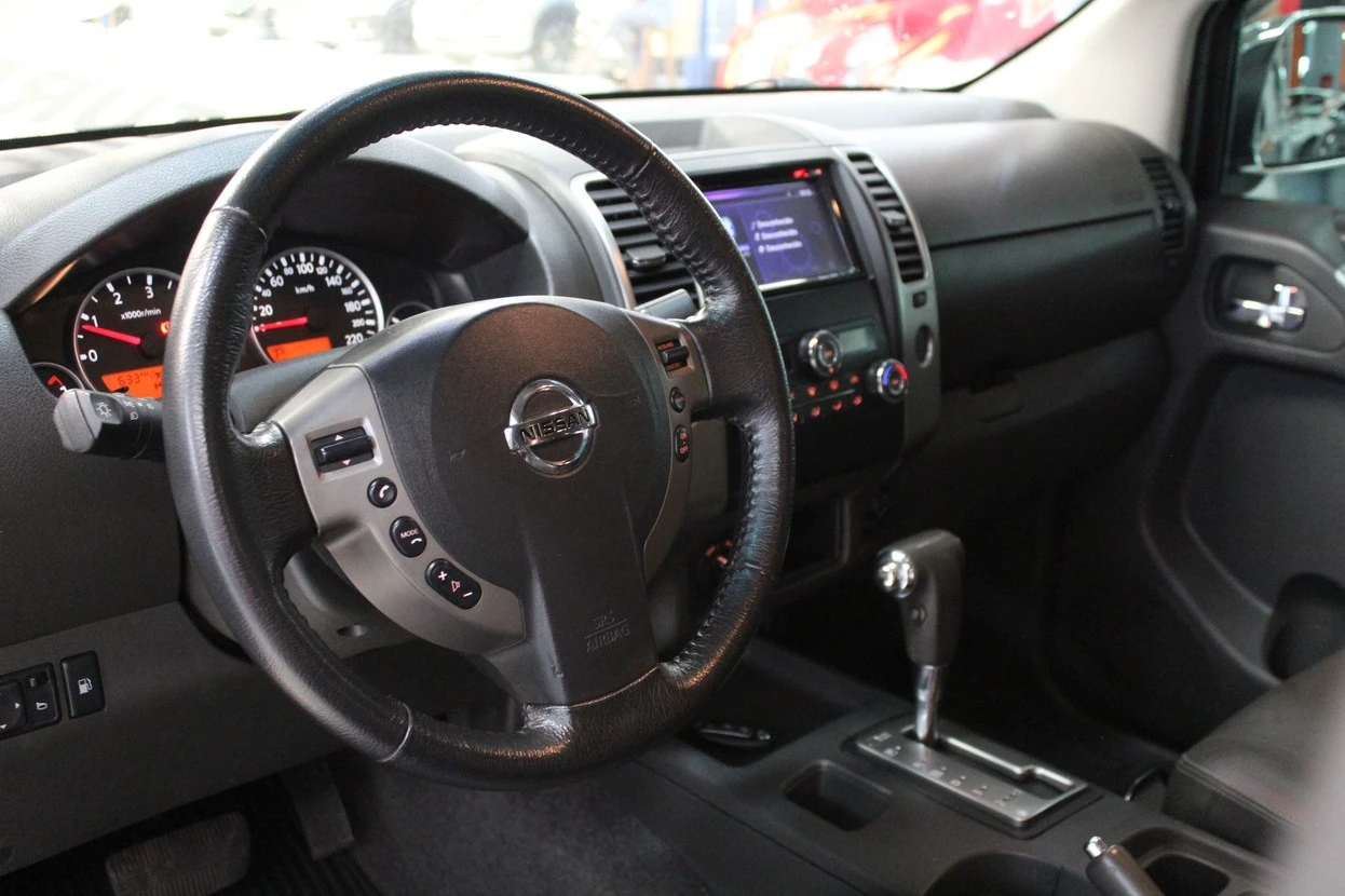 NISSAN FRONTIER