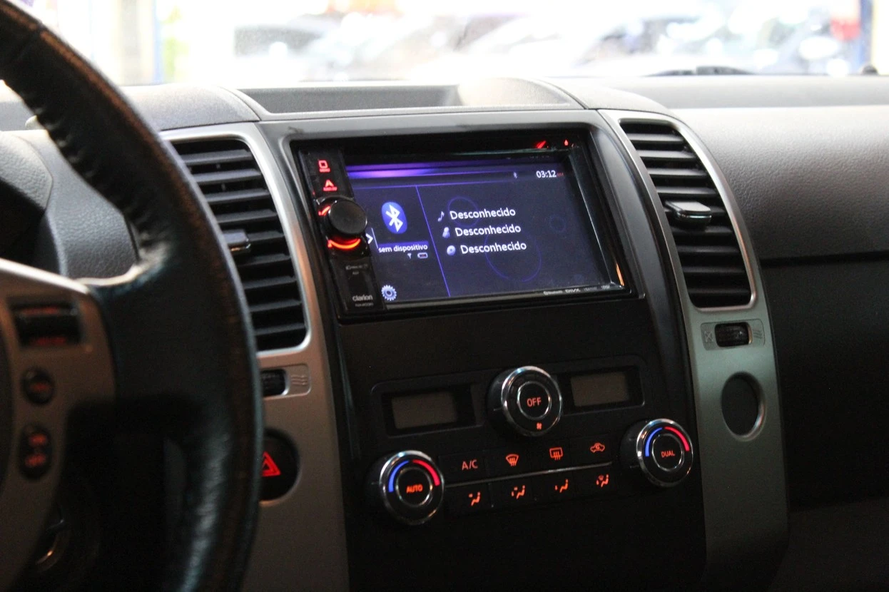 NISSAN FRONTIER