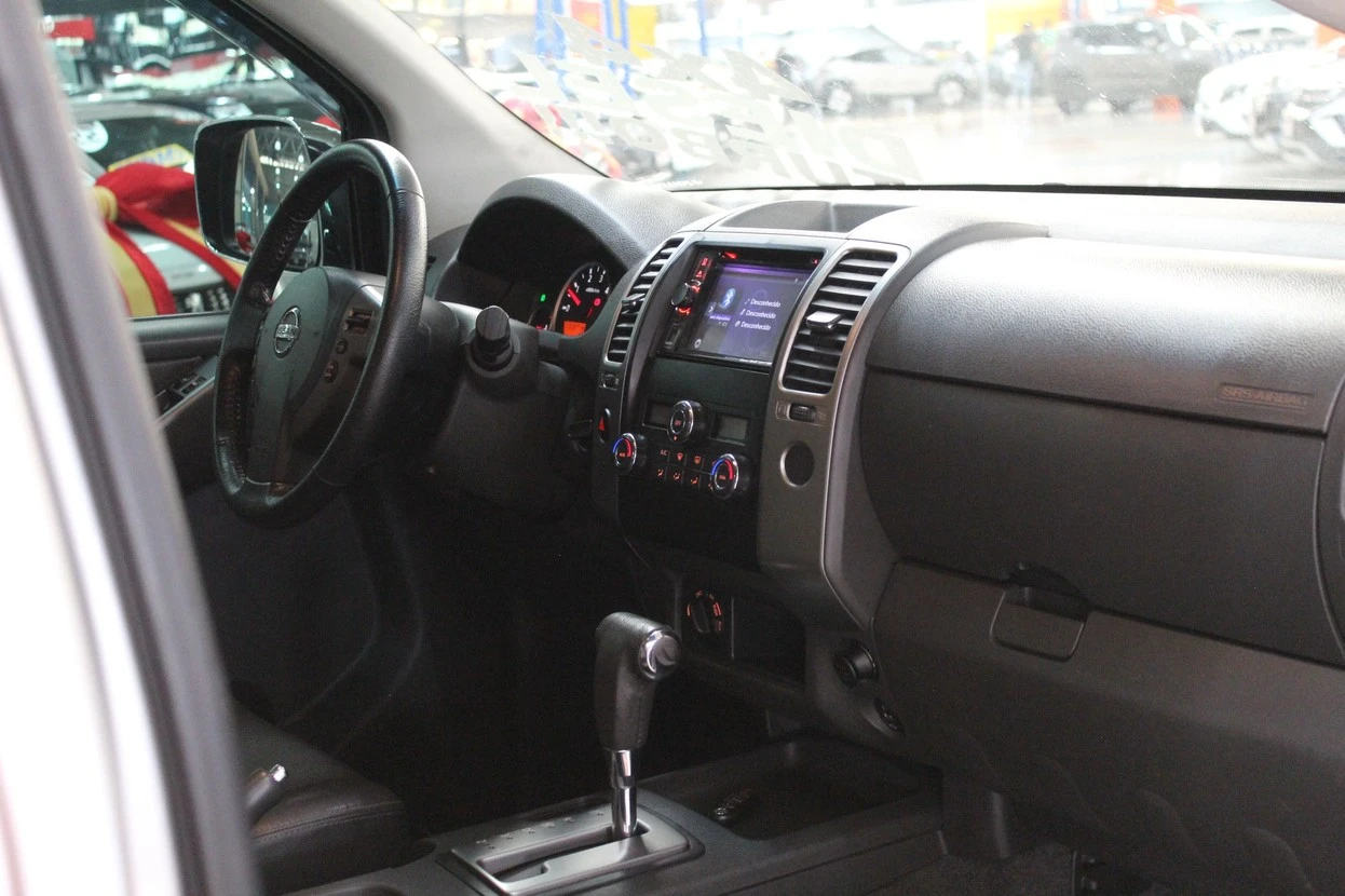 NISSAN FRONTIER
