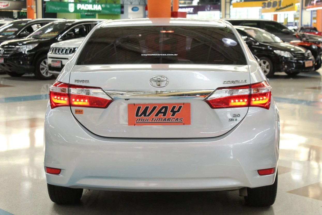 TOYOTA COROLLA