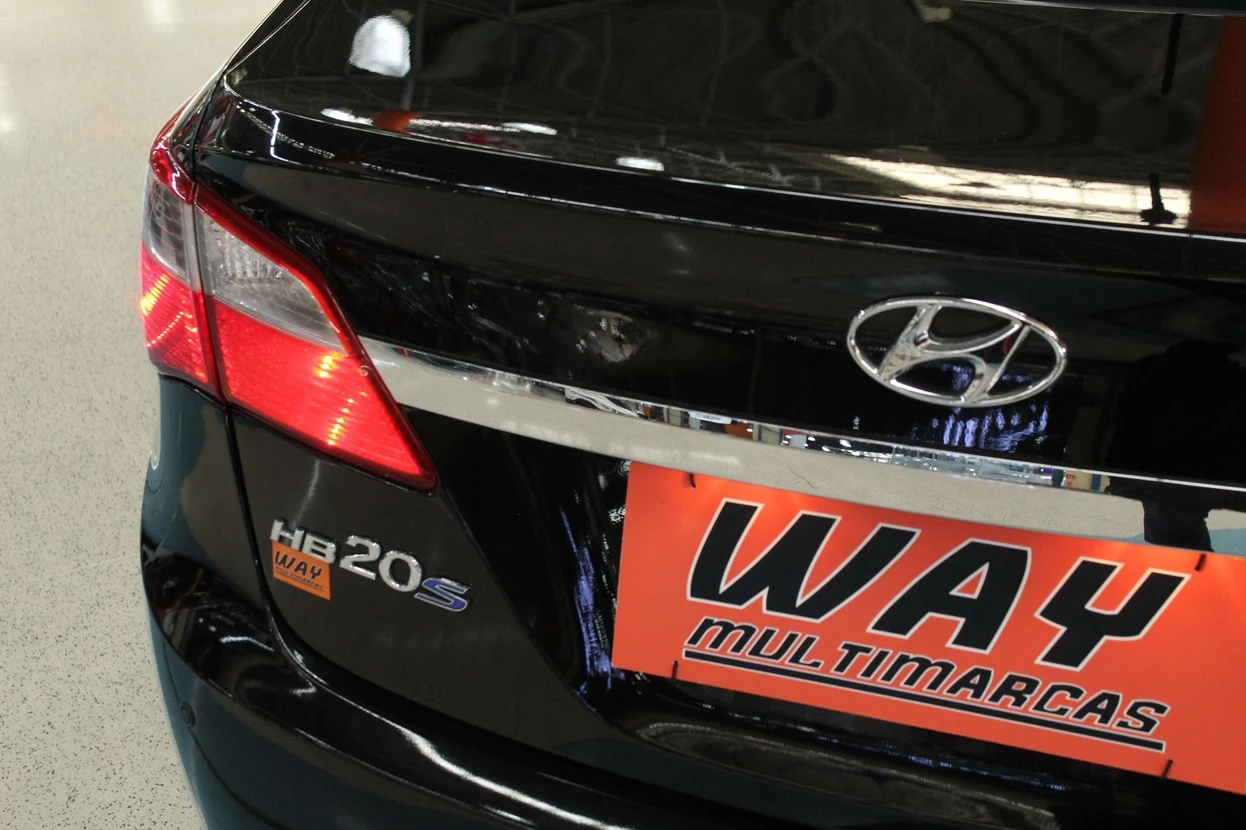 HYUNDAI HB20S