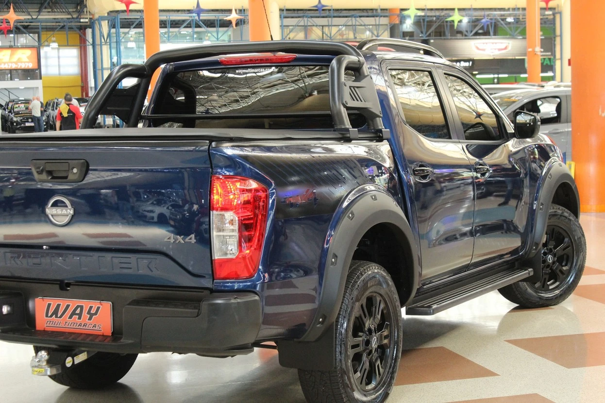 NISSAN FRONTIER
