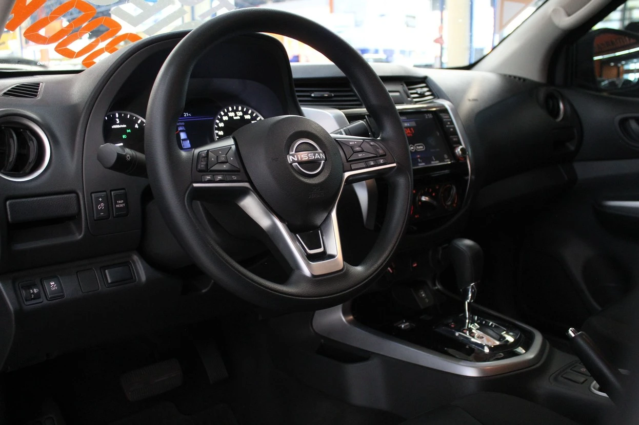 NISSAN FRONTIER