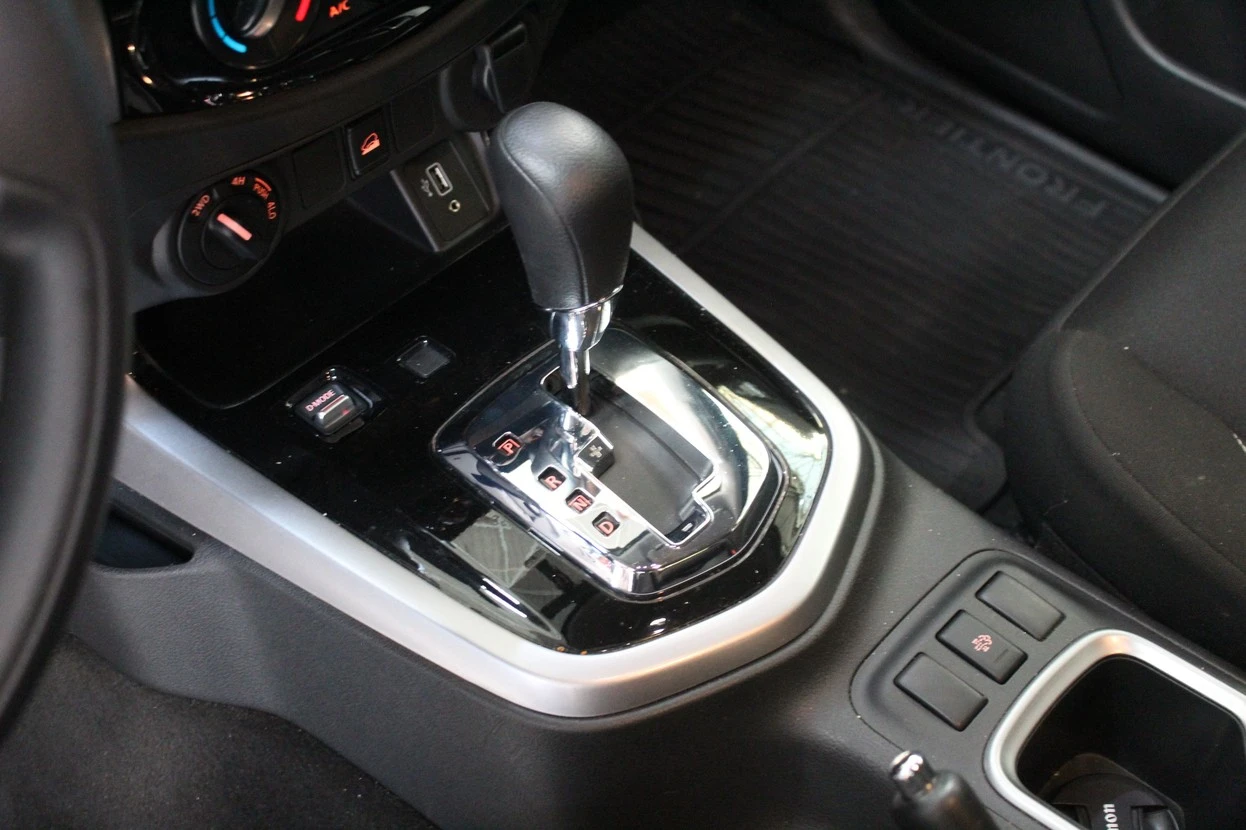 NISSAN FRONTIER