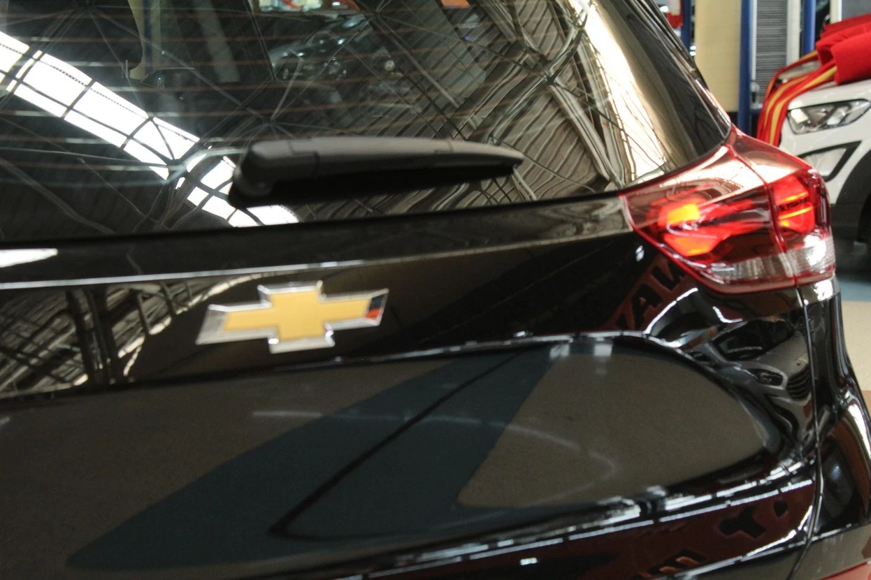 CHEVROLET TRACKER