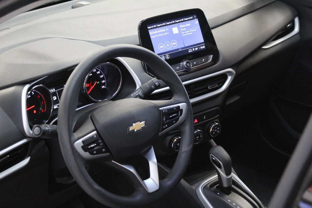CHEVROLET TRACKER
