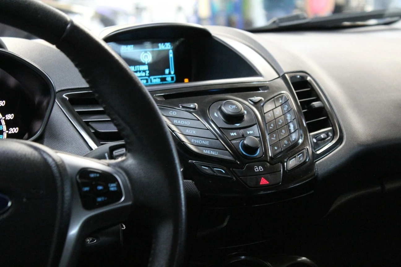 FORD FIESTA