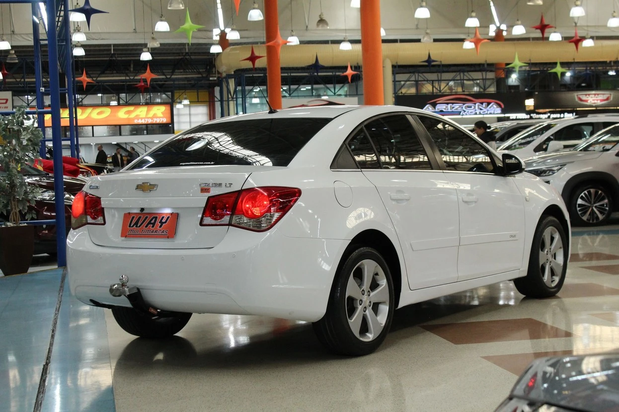 CHEVROLET CRUZE