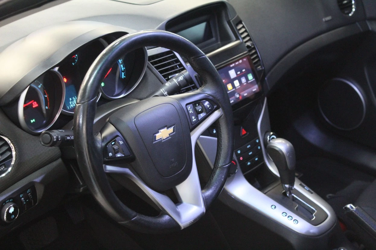 CHEVROLET CRUZE