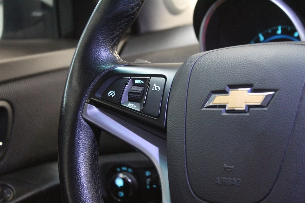 CHEVROLET CRUZE