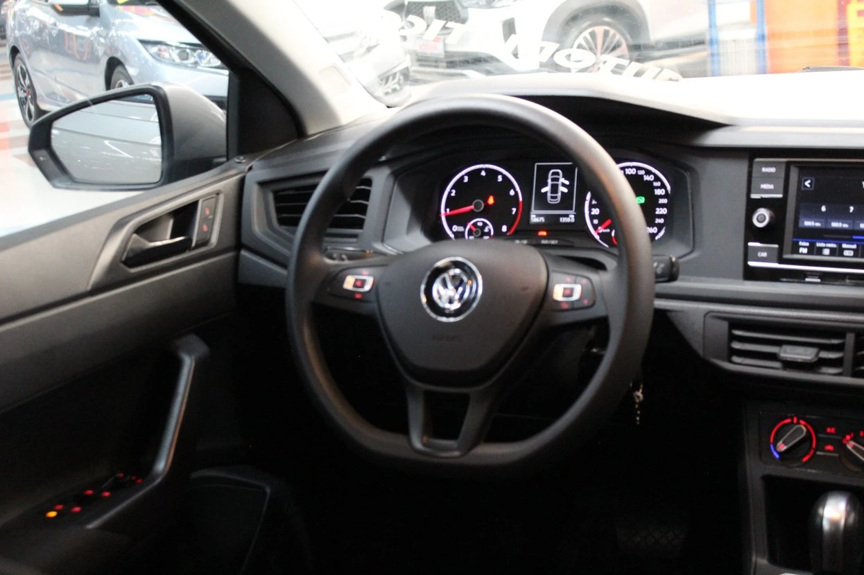 VOLKSWAGEN VIRTUS